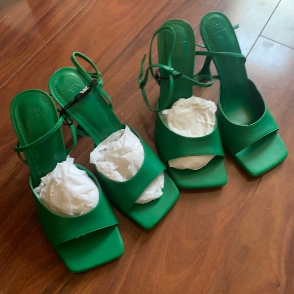 NEW. ZARA Heeled sandals. - Picture 6 of 6